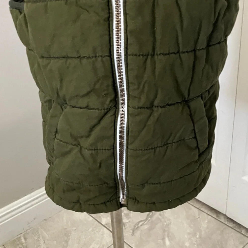 OLD NAVY Green Hooded Cotton quilt puff Vest for Toddler Boys | 5T